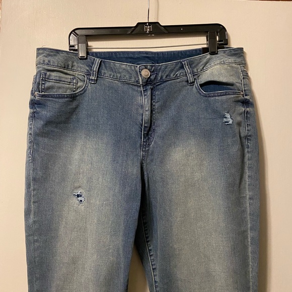 Lane Bryant Venezia skinny jean with patches - Picture 2 of 5